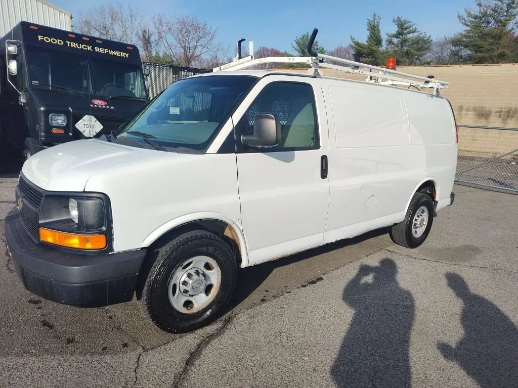 Used 2012 Chevrolet Express 2500 RWD image 1