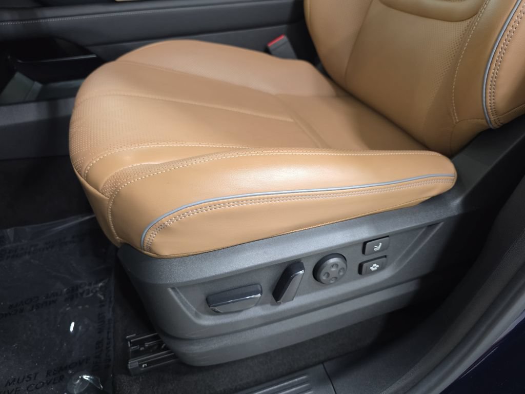 Certified 2025 INFINITI QX80 Sensory AWD/4WD image 26