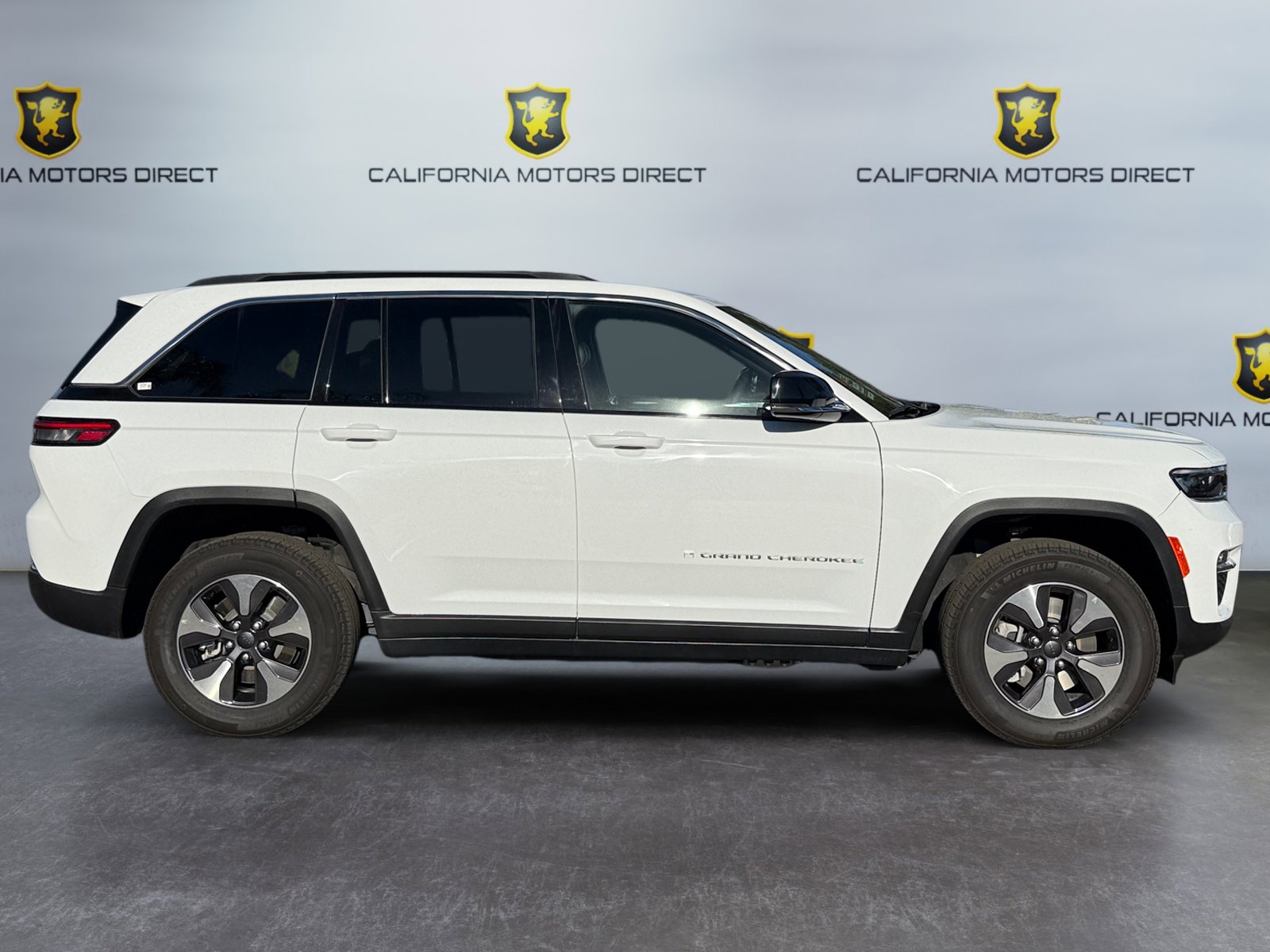 Used 2024 Jeep Grand Cherokee Limited 4xe image 6