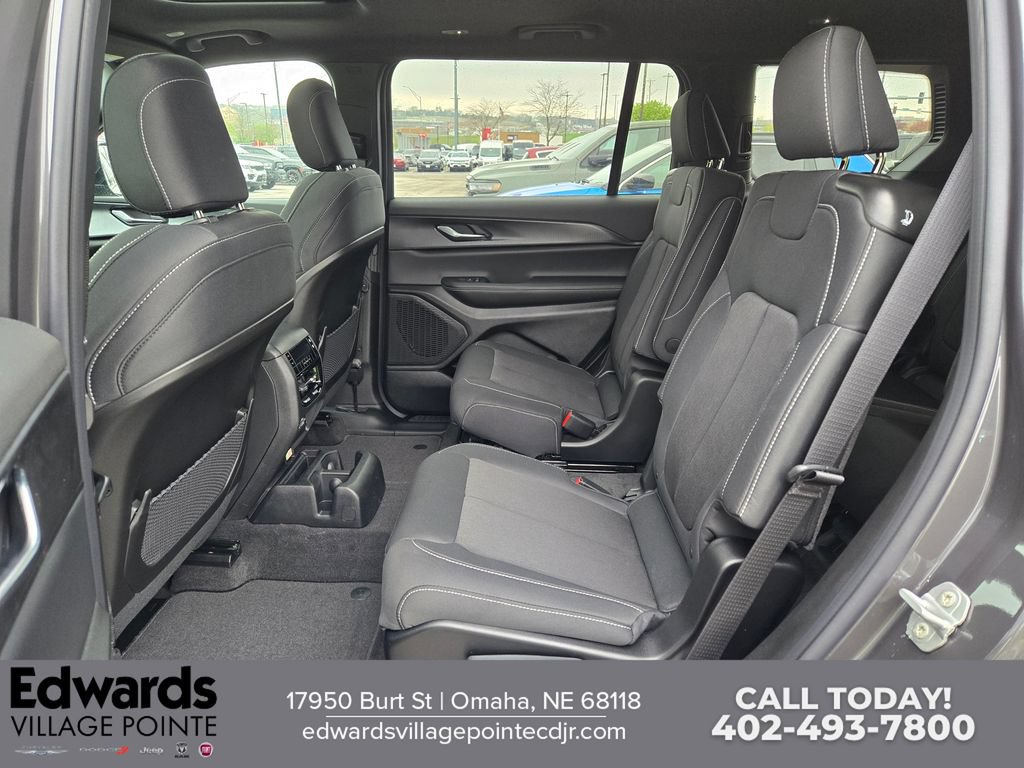 New 2026 Jeep Grand Cherokee L Laredo AWD/4WD image 26
