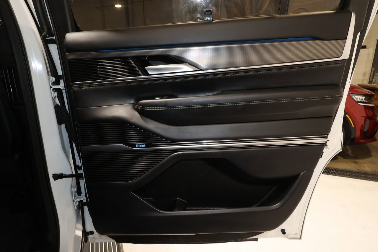 Used 2023 Jeep Grand Wagoneer Series II image 21