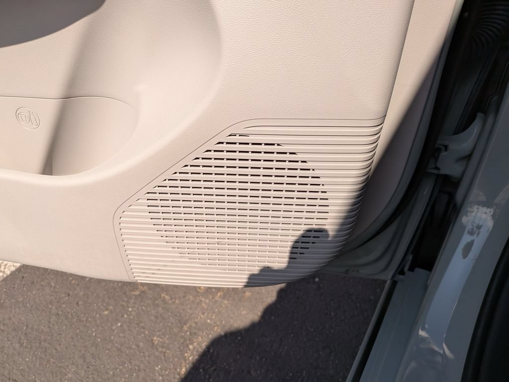 Certified 2024 Hyundai Kona SEL FWD image 25