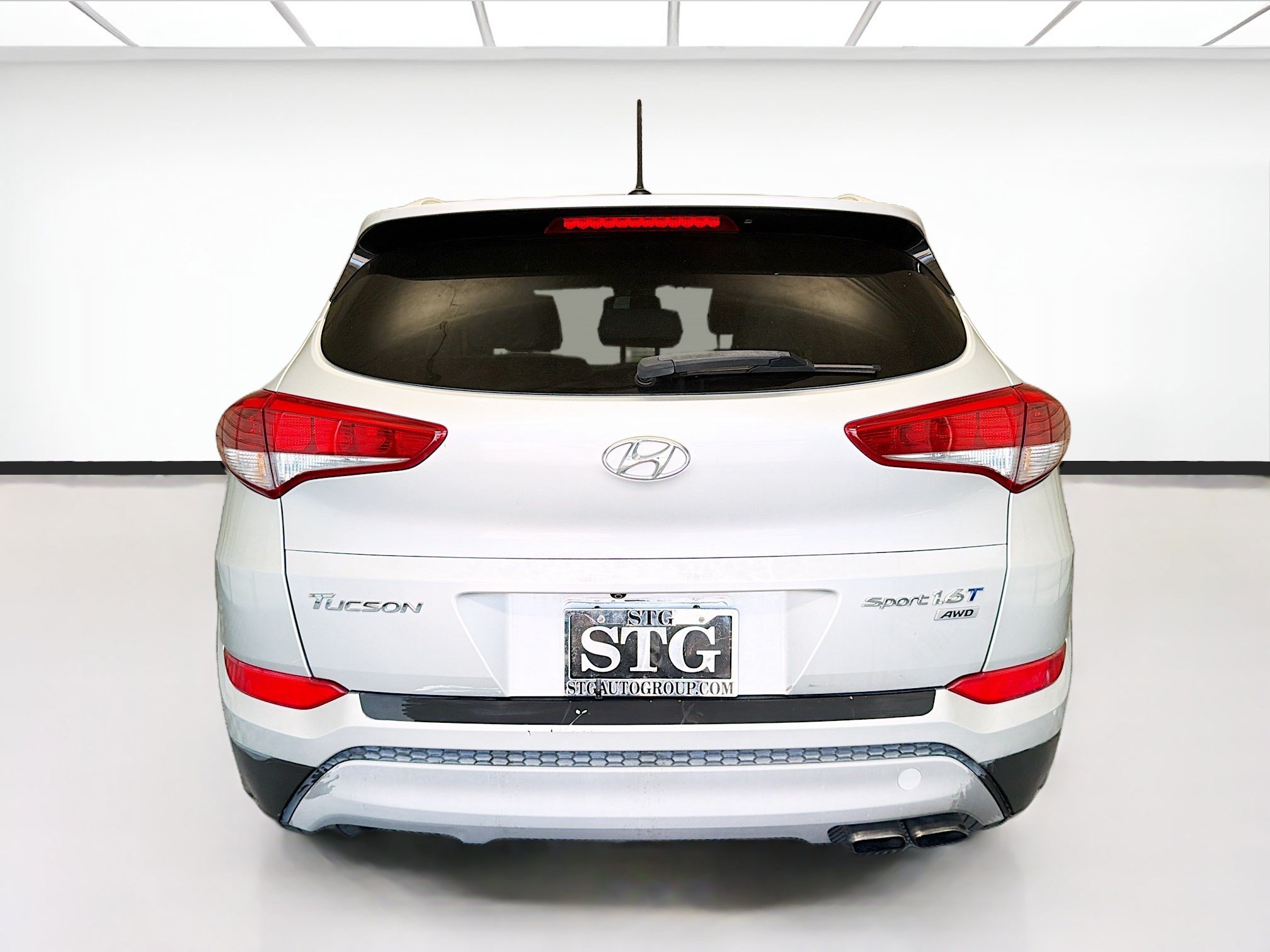 Used 2017 Hyundai Tucson Sport w/ Cargo Package AWD/4WD image 5