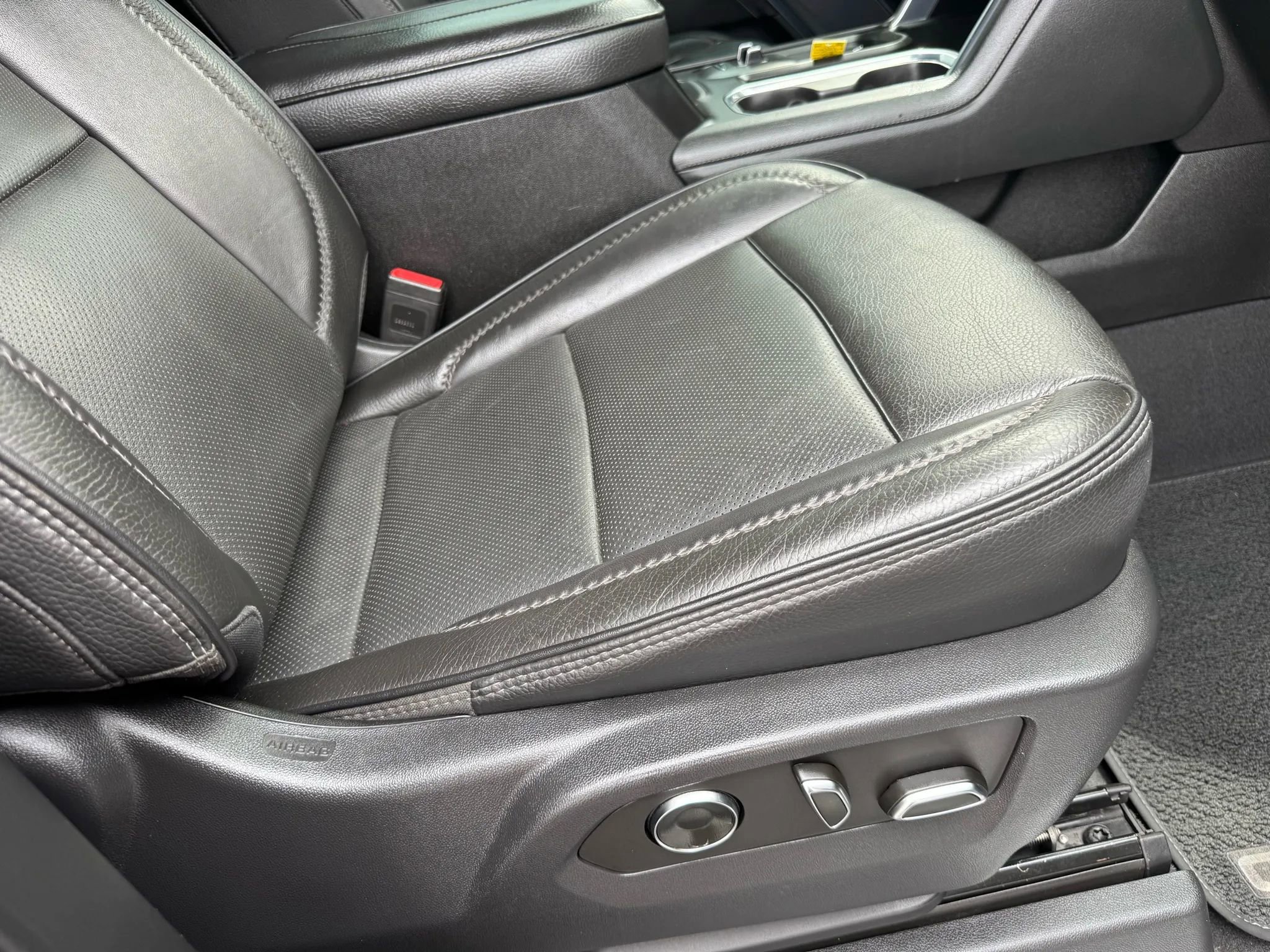 Used 2024 GMC Sierra 2500 Denali AWD/4WD image 33