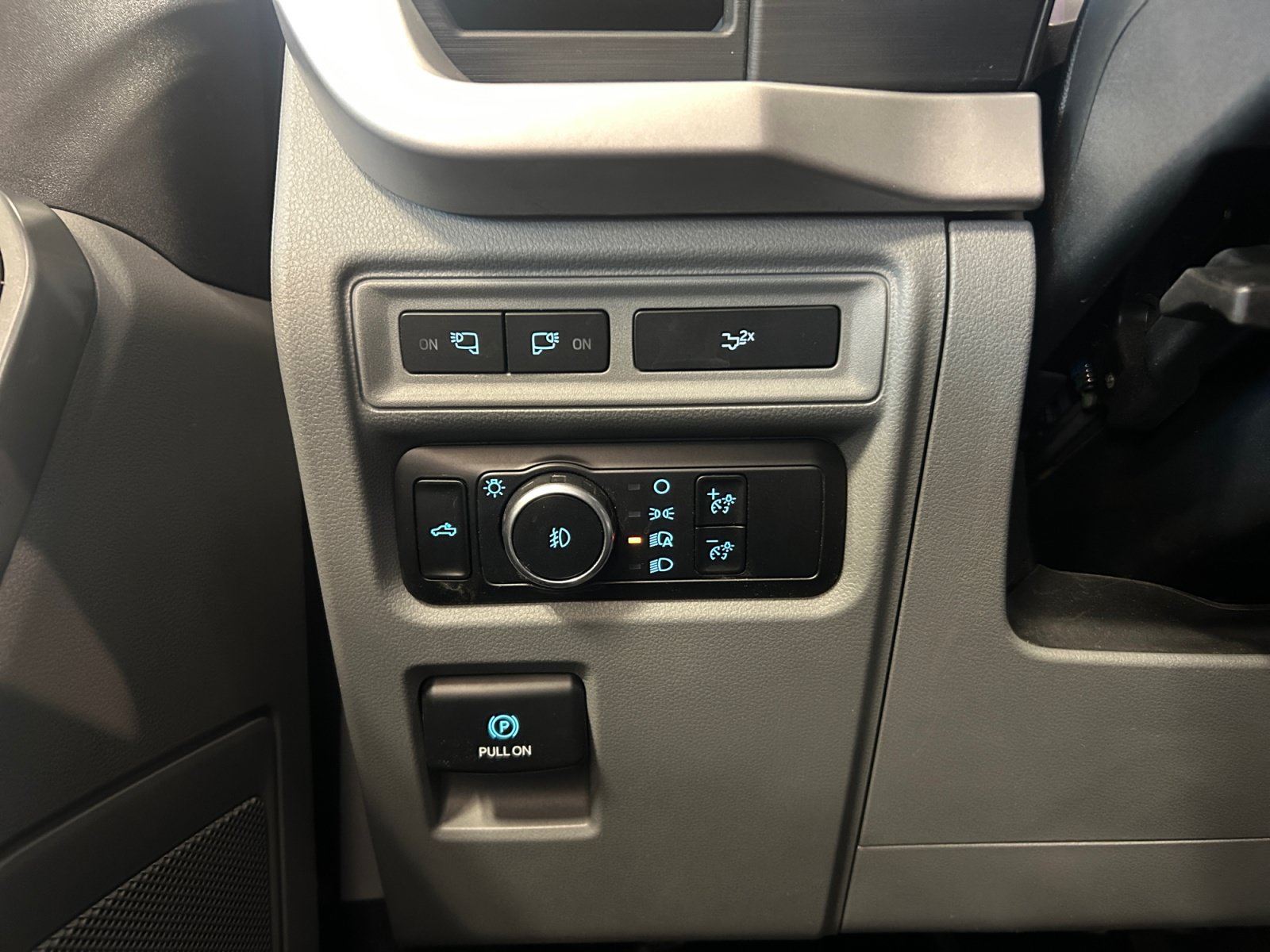Used 2023 Ford F150 XLT w/ Equipment Group 302A High RWD image 18