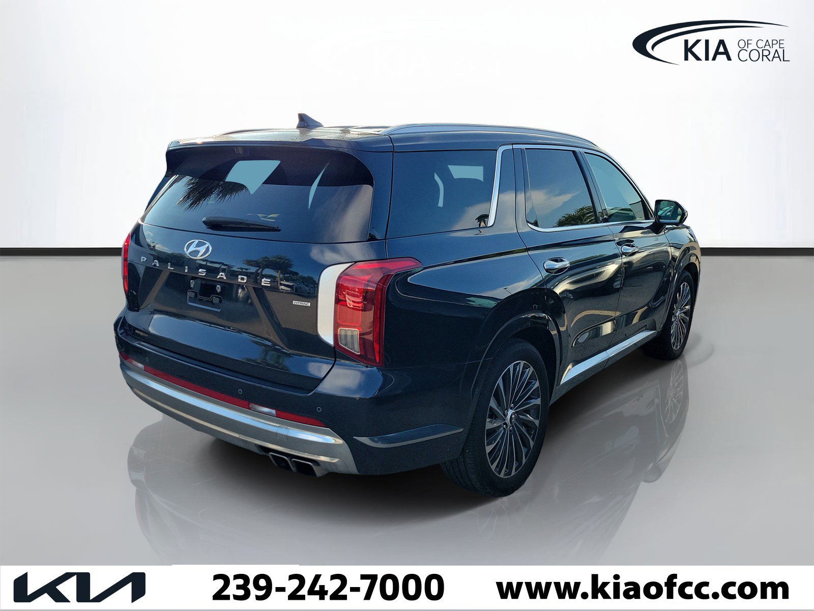 Used 2024 Hyundai Palisade Calligraphy AWD/4WD image 4