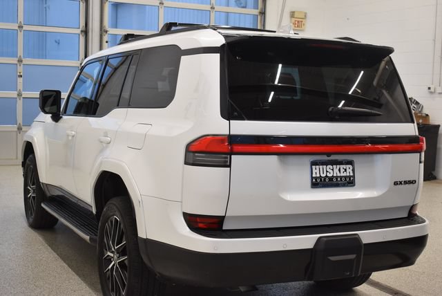 Used 2024 Lexus GX 550 w/ Cold Area Package AWD/4WD image 10