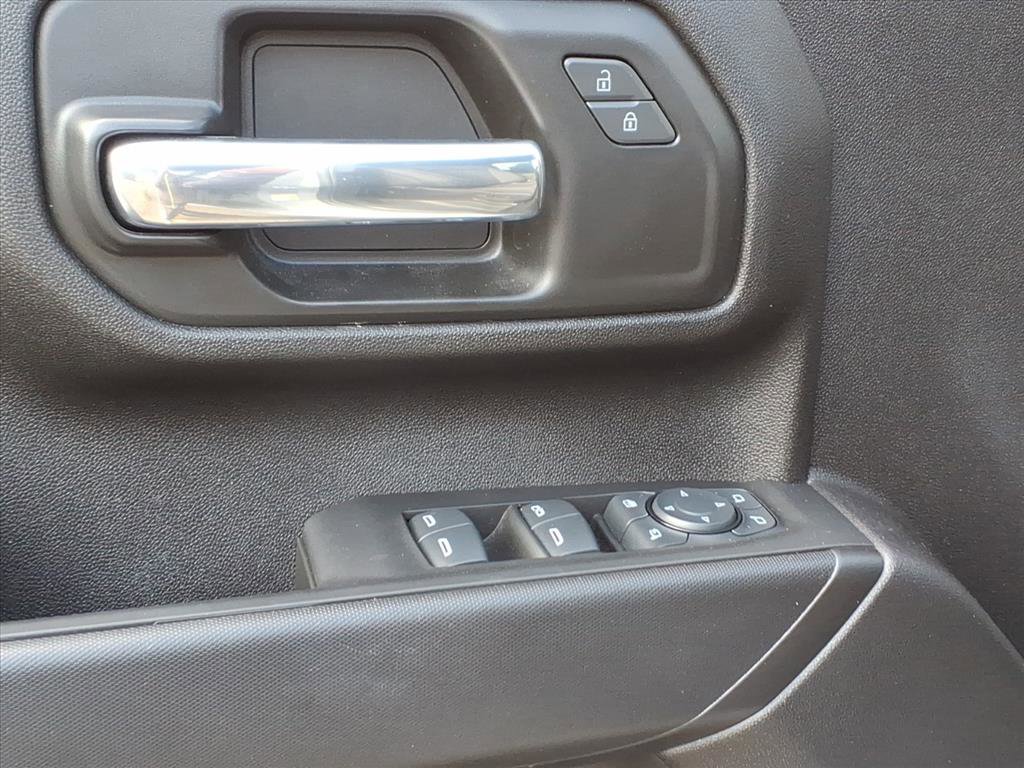 Certified 2025 Chevrolet Silverado 2500 Custom w/ Custom Value Package image 17