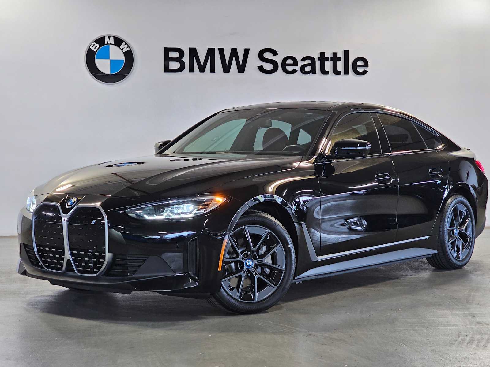 Certified 2023 BMW i4 eDrive35 w/ Premium Package RWD image 1