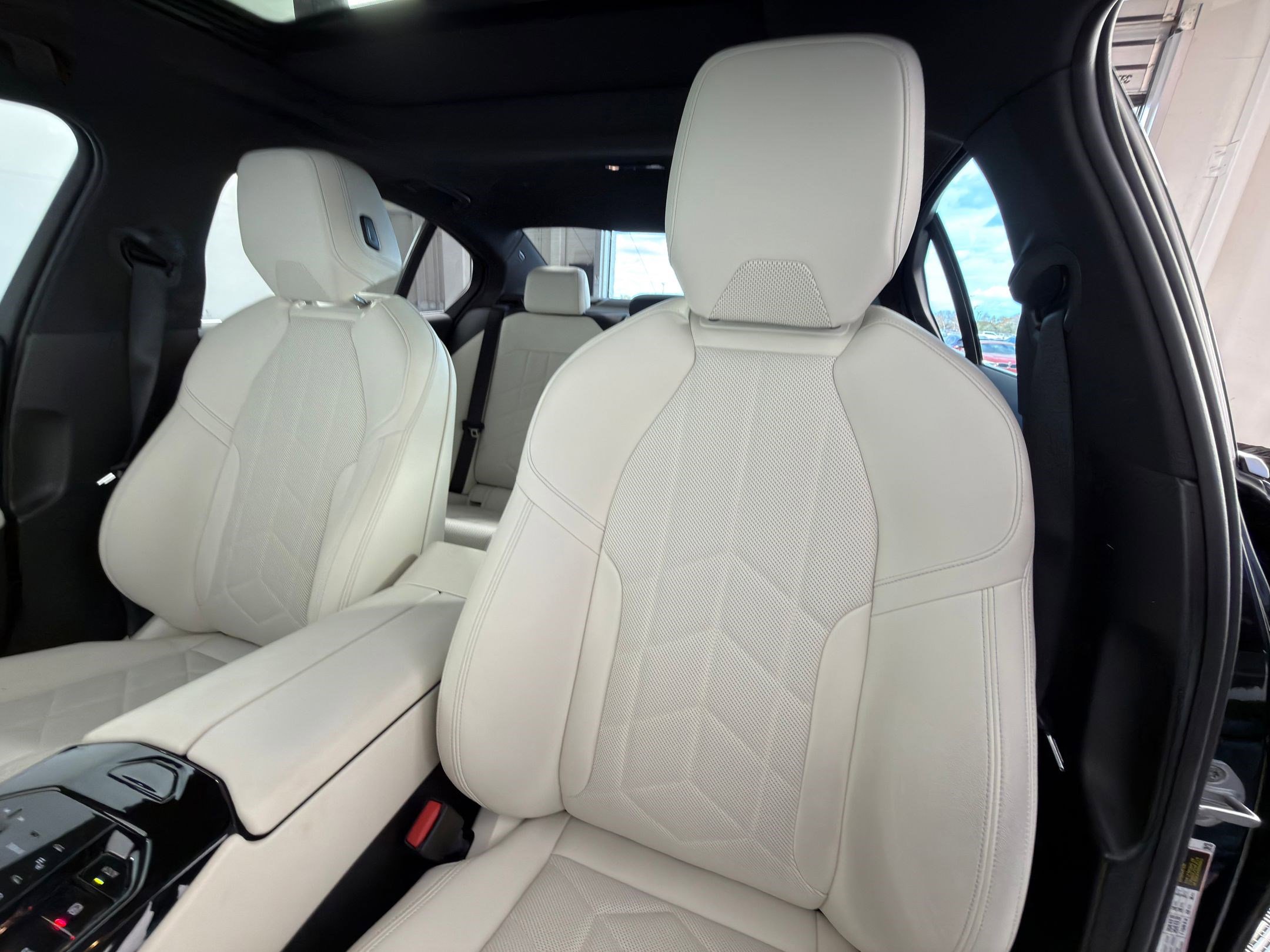 Certified 2024 BMW 530i 530i w/ Premium Package image 20