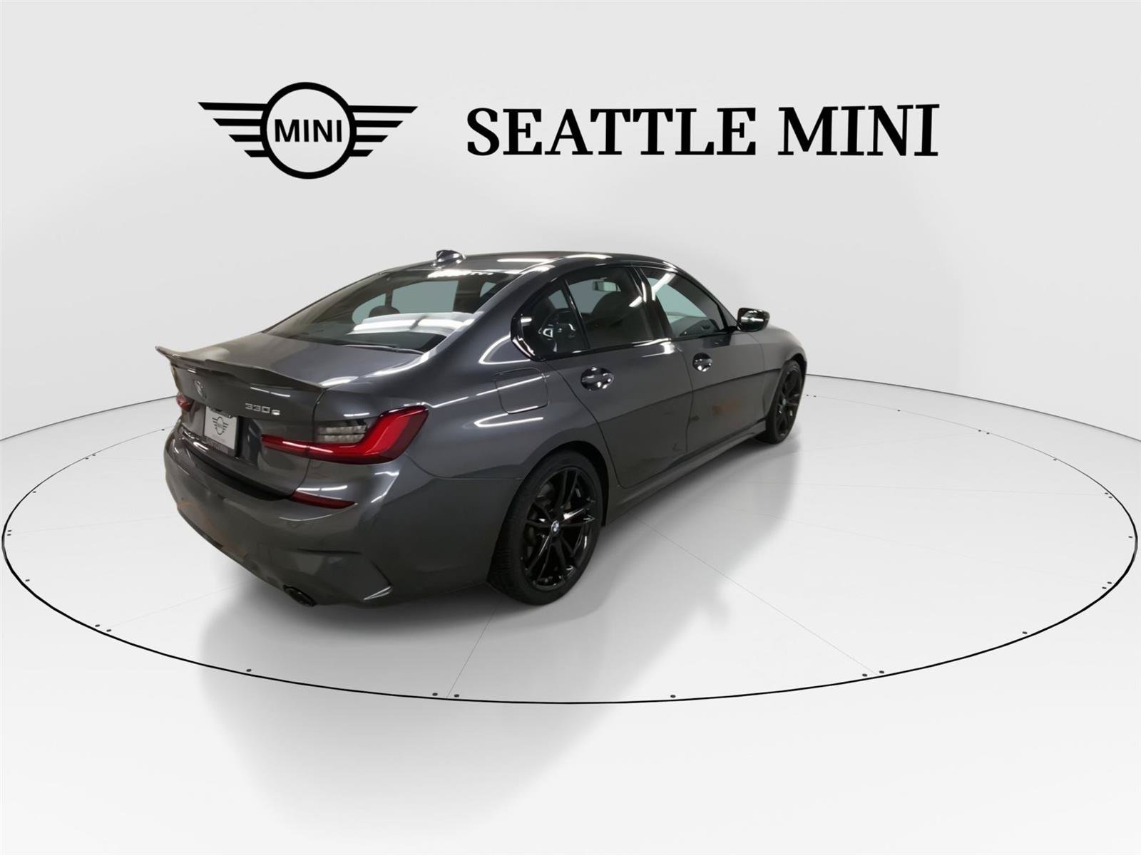 Used 2021 BMW 330e w/ M Sport Package RWD image 11
