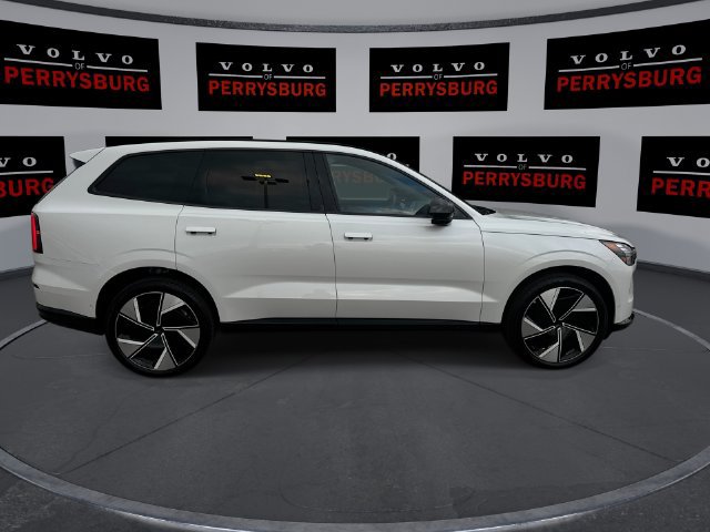 New 2025 Volvo EX90 Plus AWD/4WD image 9