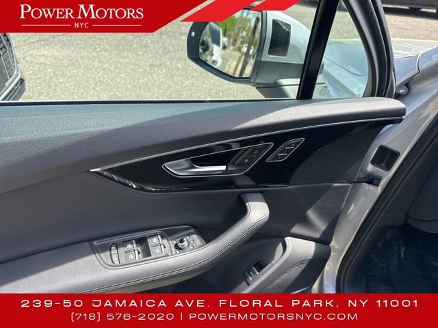 Used 2023 Audi Q7 3.0T Premium Plus image 32