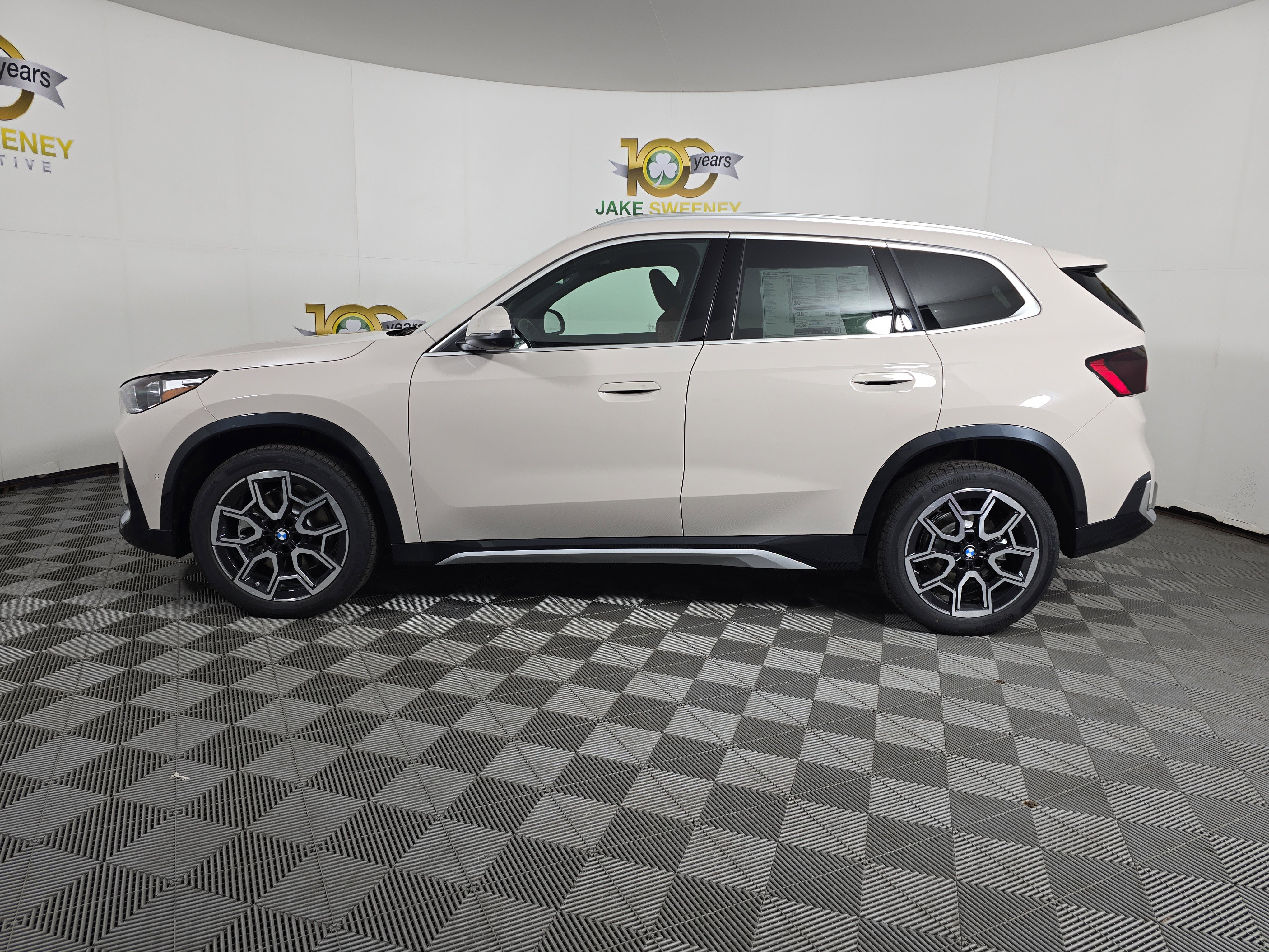 New 2026 BMW X1 xDrive28i w/ Technology Package image 4