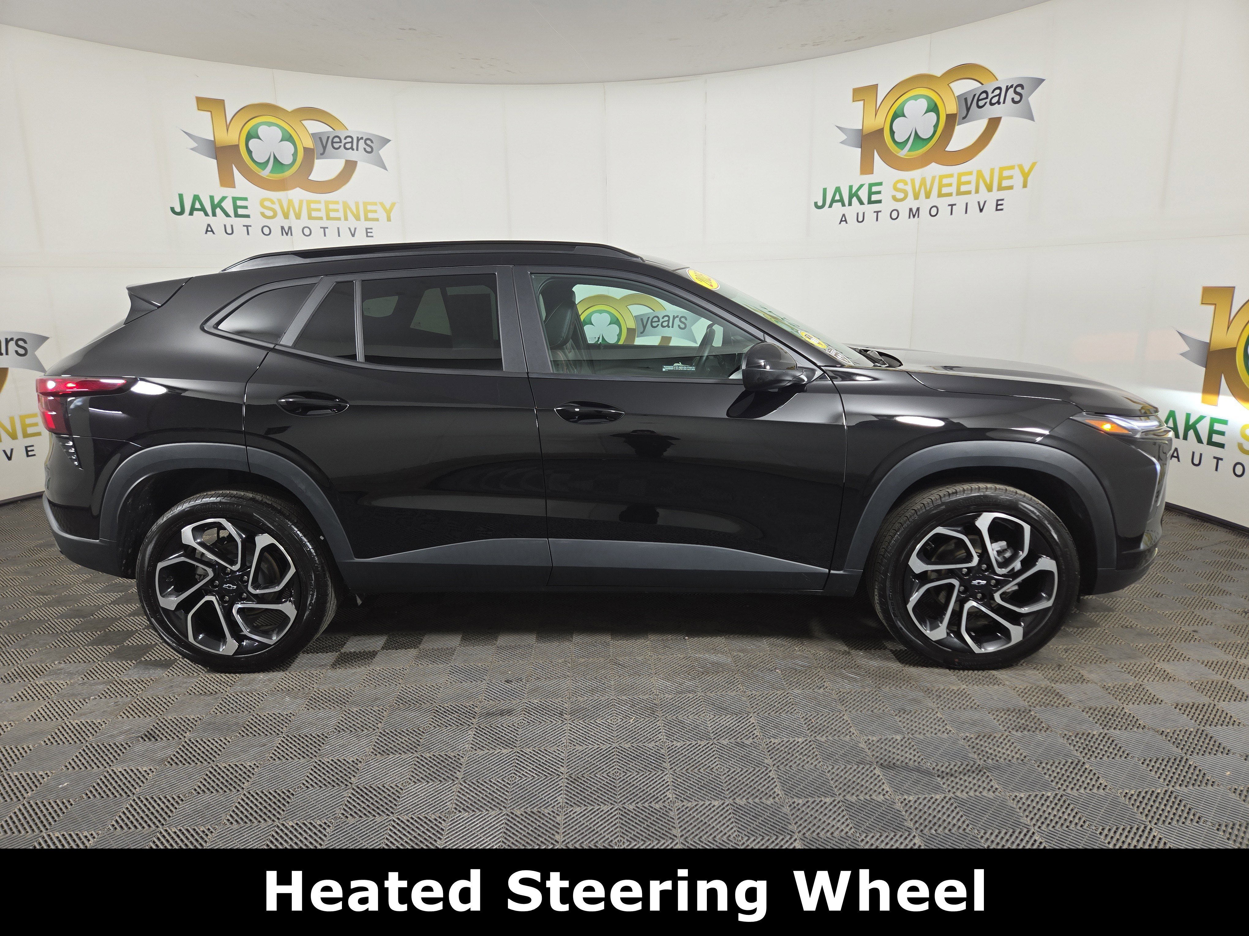 Certified 2025 Chevrolet Trax RS image 10