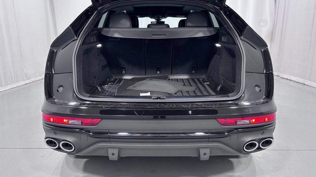 Used 2023 Audi SQ5 Premium Plus AWD/4WD image 28