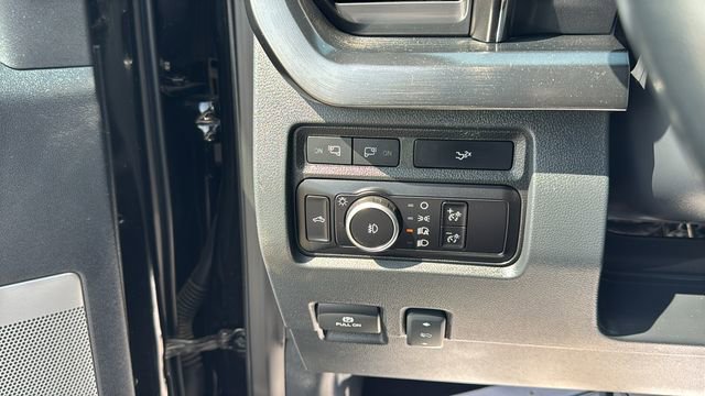 Certified 2023 Ford F350 Lariat w/ Lariat Ultimate Package image 15