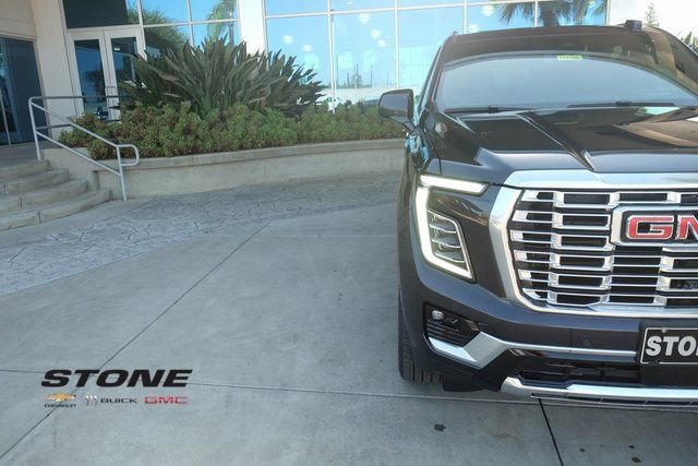 New 2025 GMC Yukon XL Denali w/ Sun & Power Step Package image 33