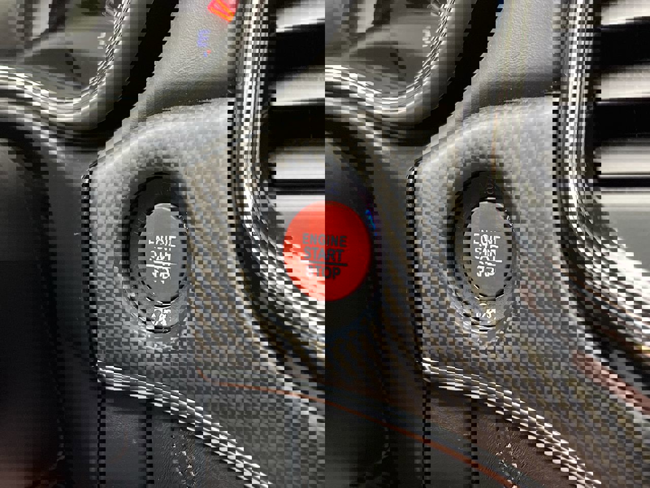 Used 2021 Jeep Grand Cherokee SRT image 23