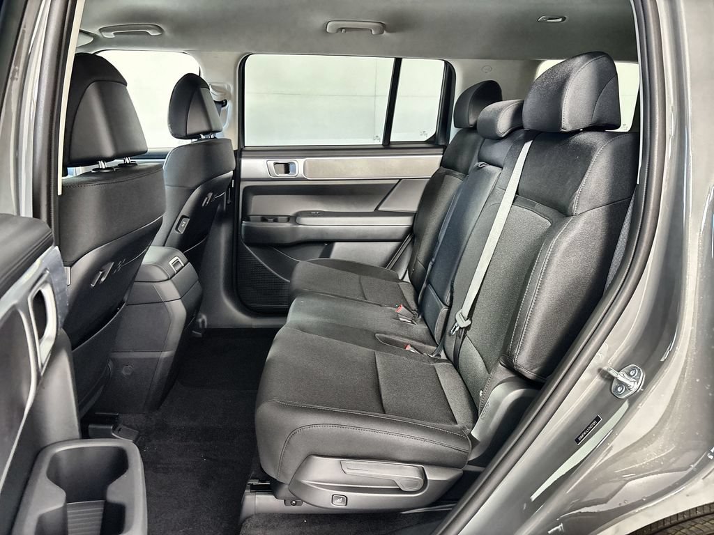 New 2026 Hyundai Santa Fe SE FWD image 24