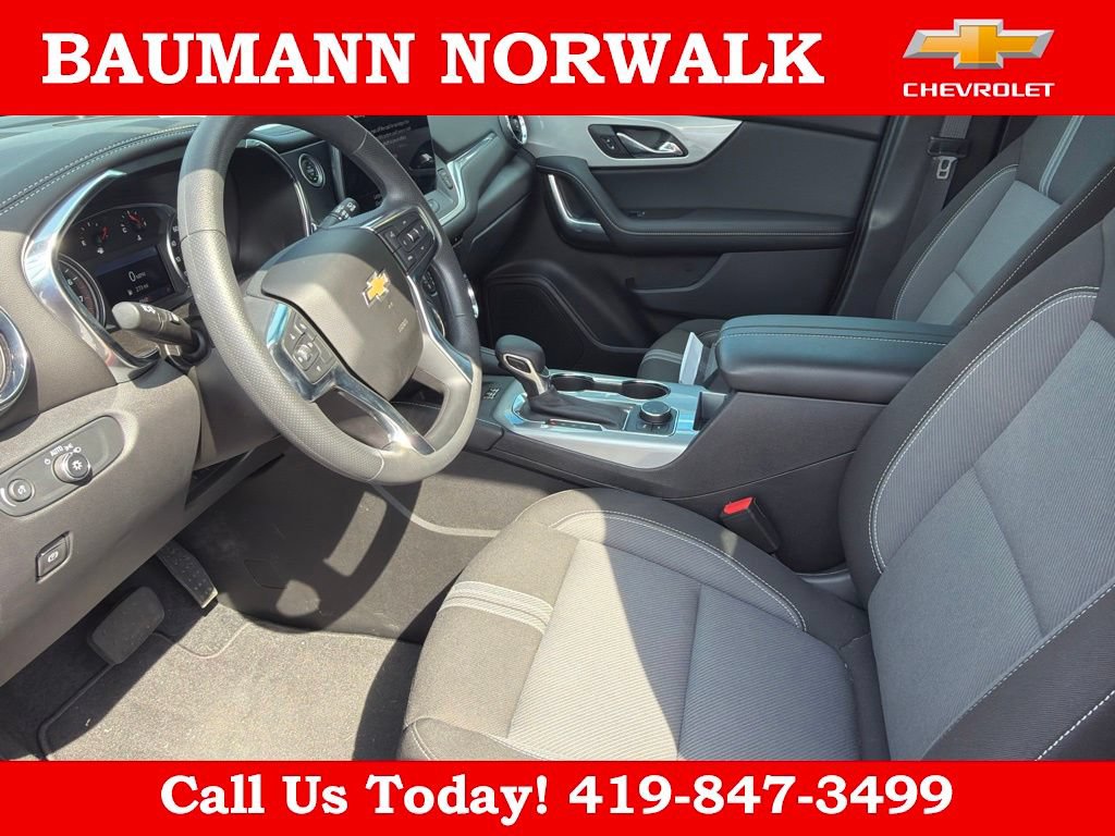 New 2025 Chevrolet Blazer LT w/ Convenience Package AWD/4WD image 10