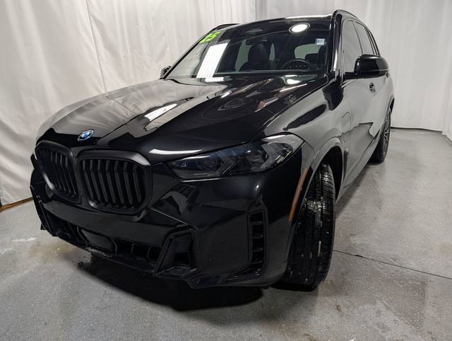 Used 2025 BMW X5 xDrive50e w/ M Sport Package image 6