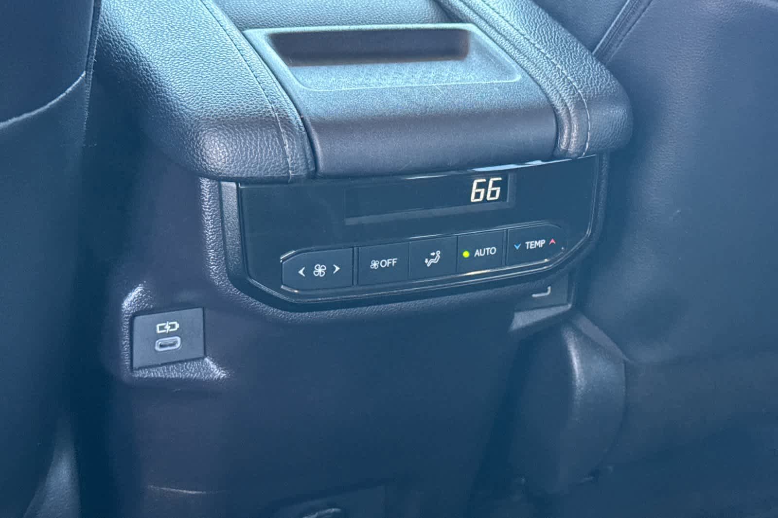 Used 2025 Toyota Grand Highlander FWD image 14