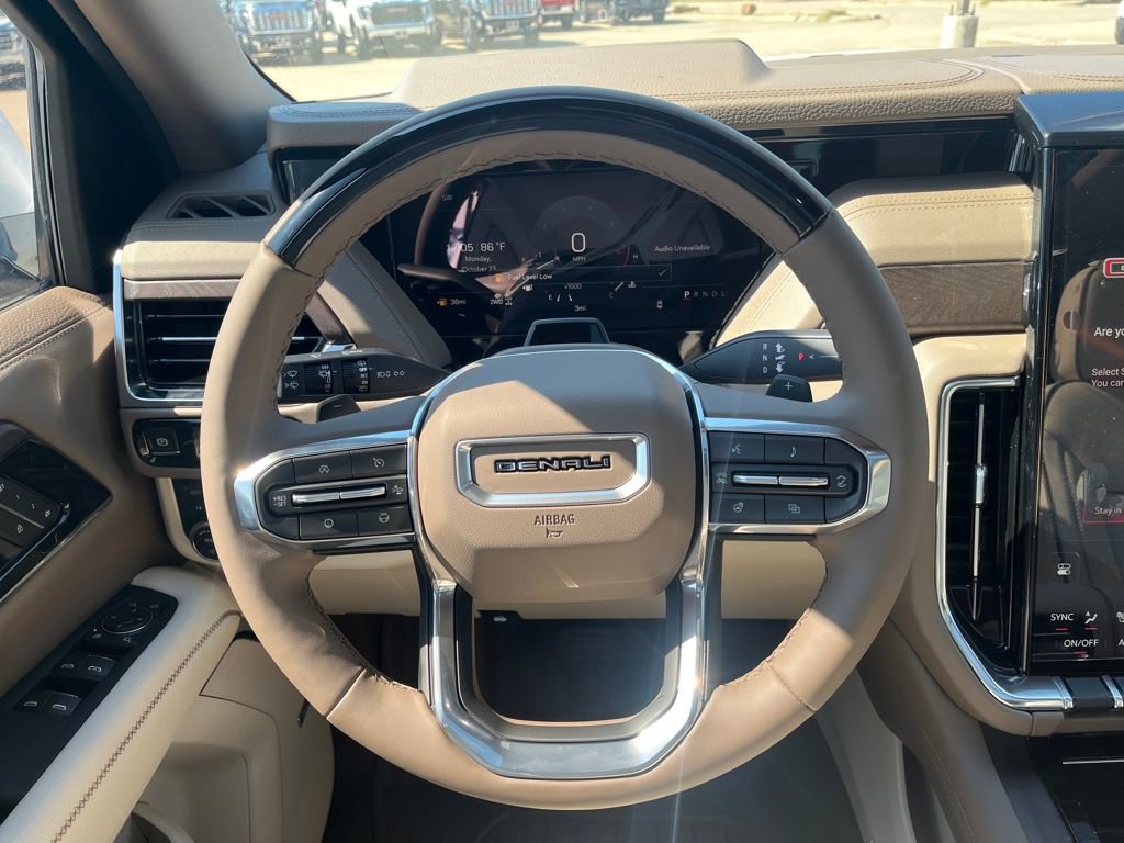 New 2026 GMC Yukon Denali w/ Denali Reserve Package image 14