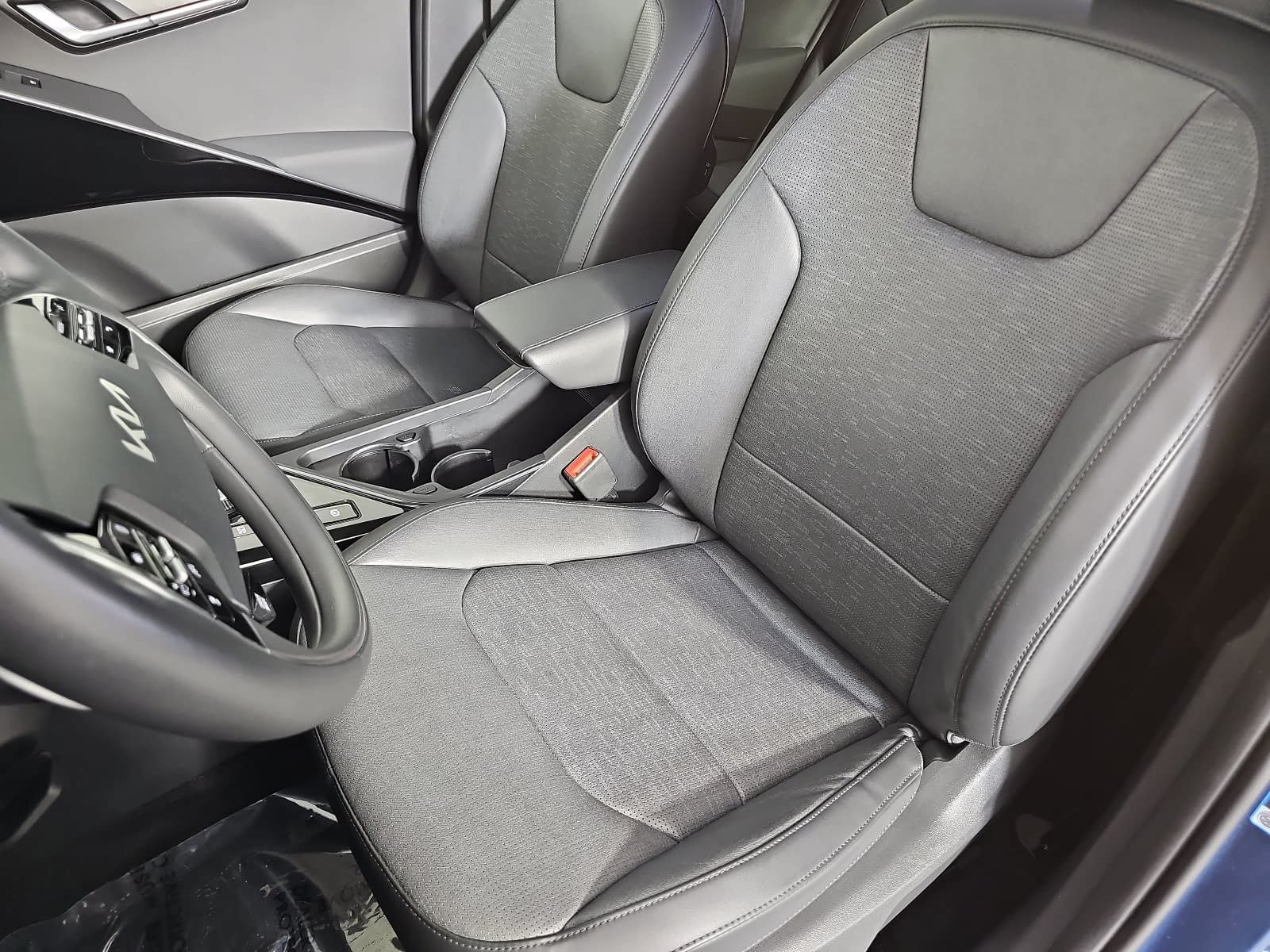 Used 2023 Kia Niro Wave FWD image 15