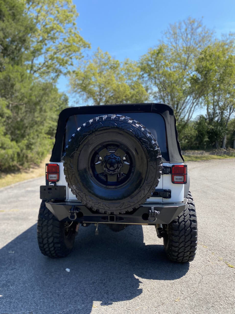 Used 2018 Jeep Wrangler Unlimited Sport image 21