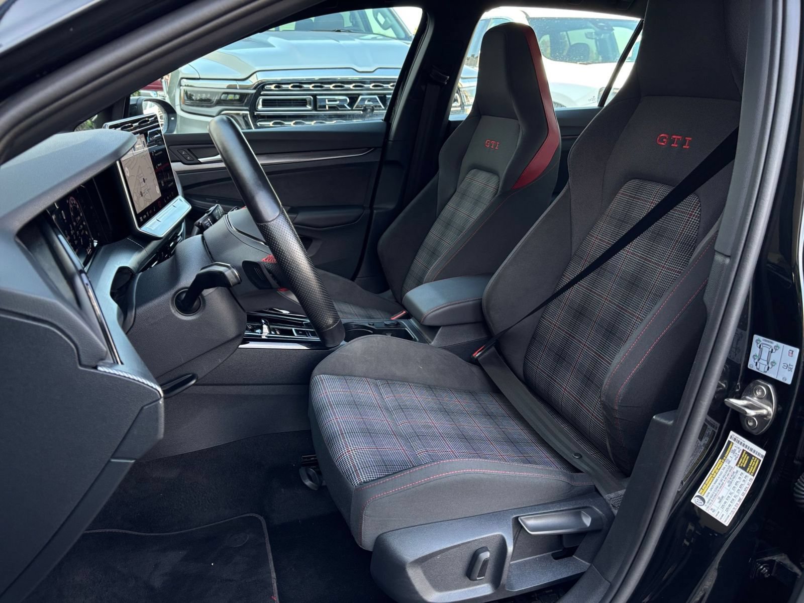 Used 2026 Volkswagen Golf S FWD image 36