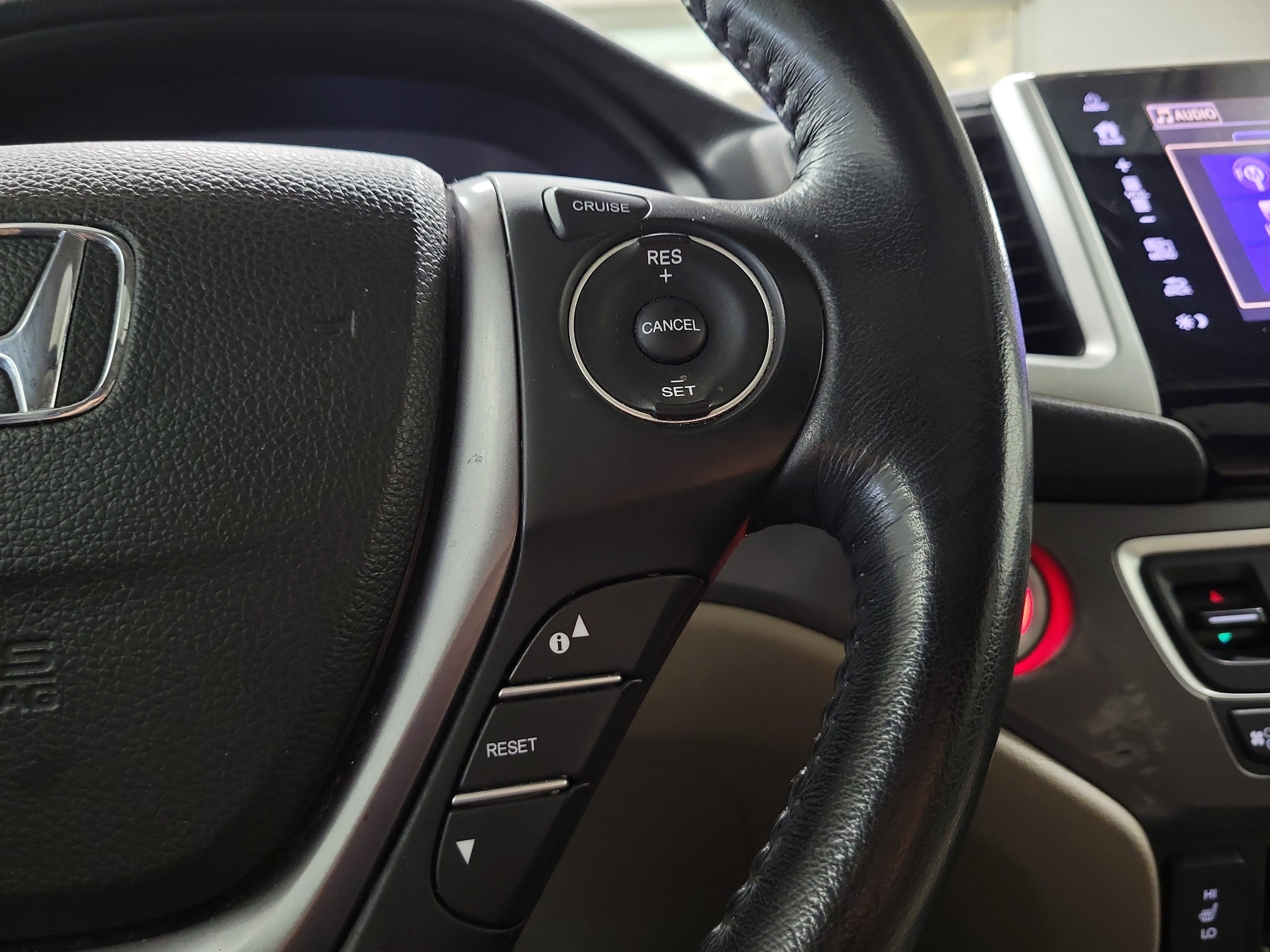 Used 2018 Honda Pilot EX-L image 27