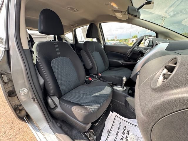 Used 2015 Nissan Versa Note SV FWD image 11