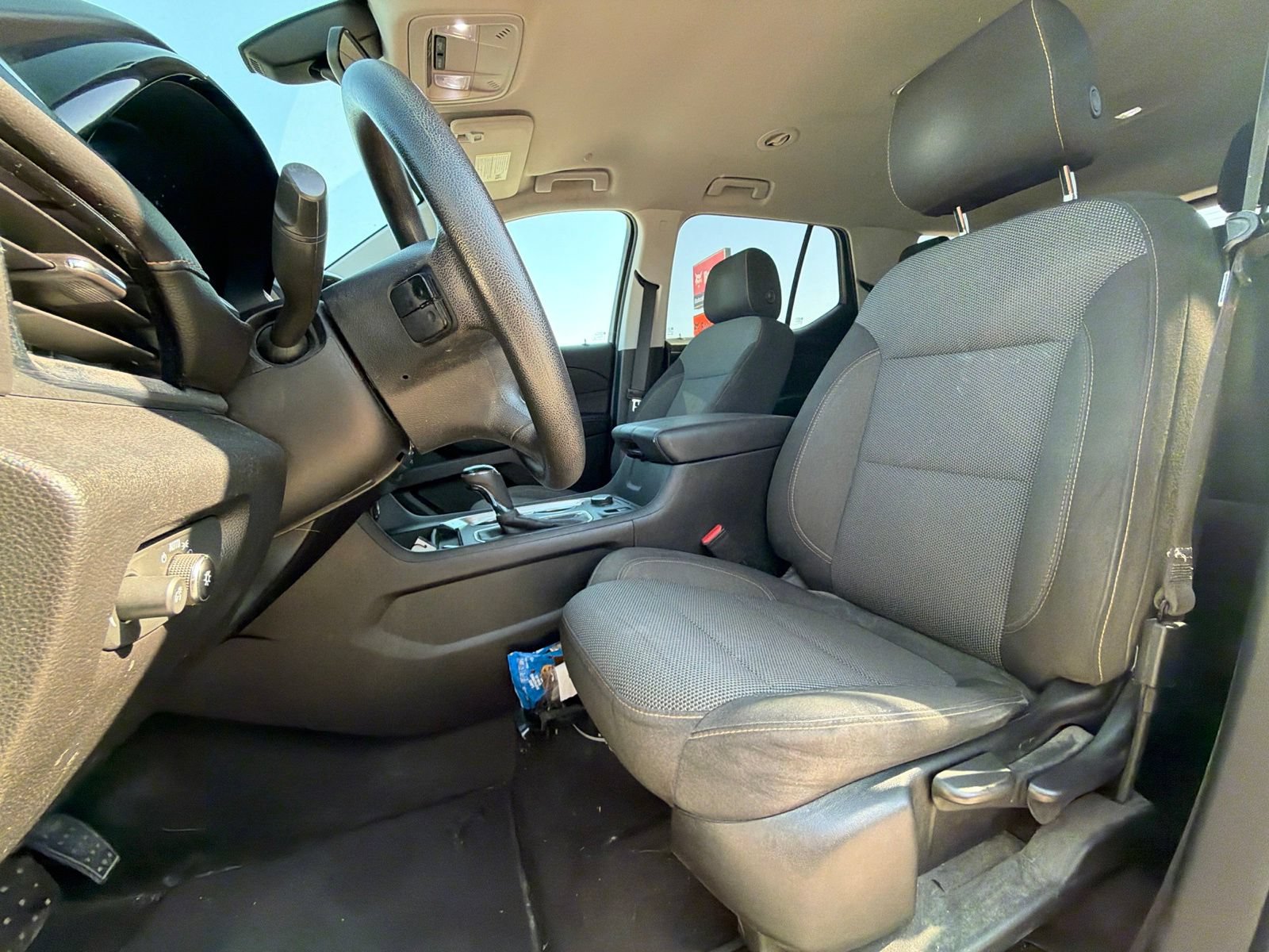 Used 2018 Chevrolet Traverse LS FWD image 12