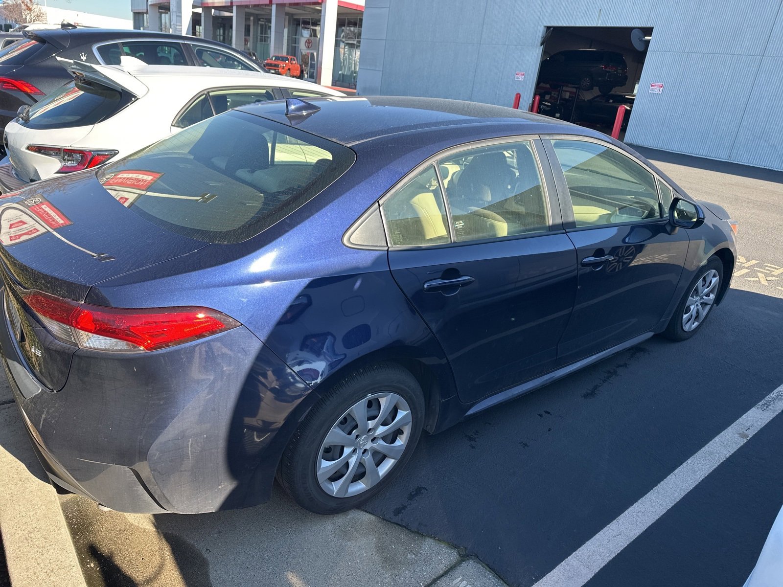 Used 2024 Toyota Corolla LE image 4