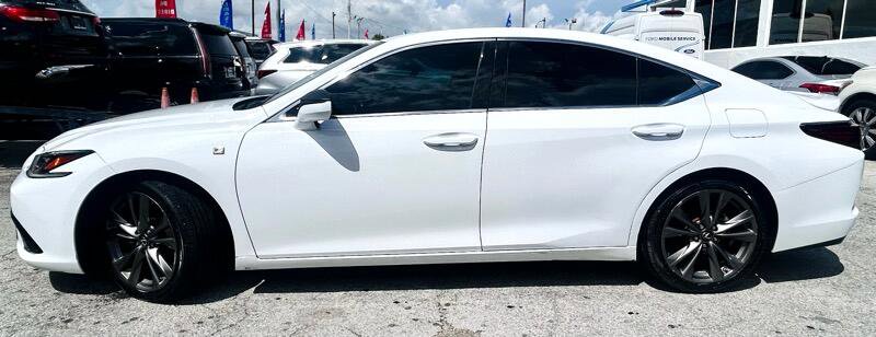 Used 2021 Lexus ES 350 F Sport image 2