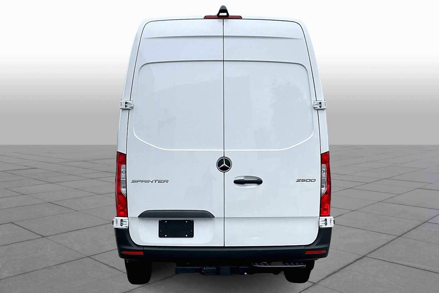 New 2025 Mercedes-Benz Sprinter 2500 image 5