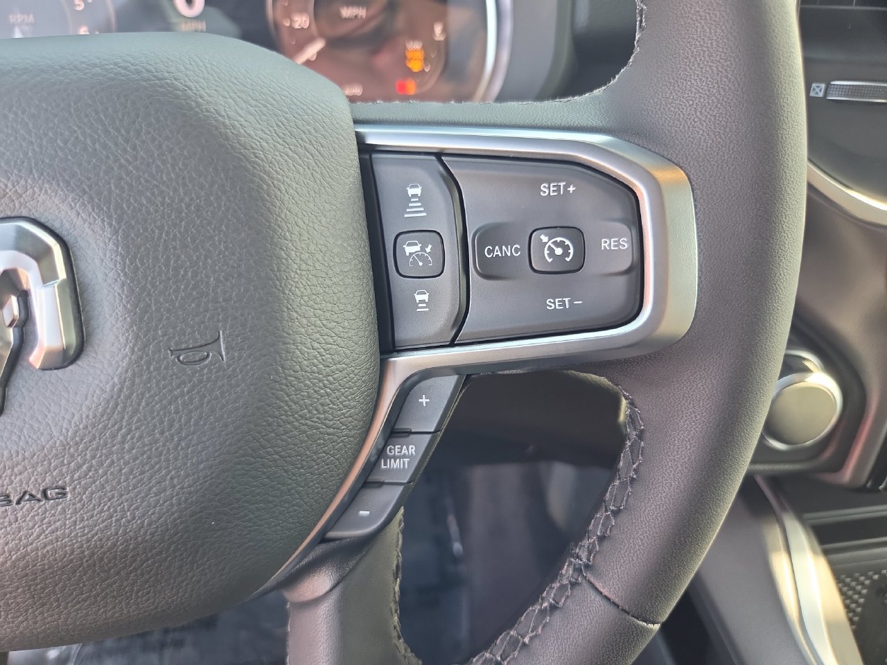 New 2026 RAM 1500 Big Horn AWD/4WD image 32