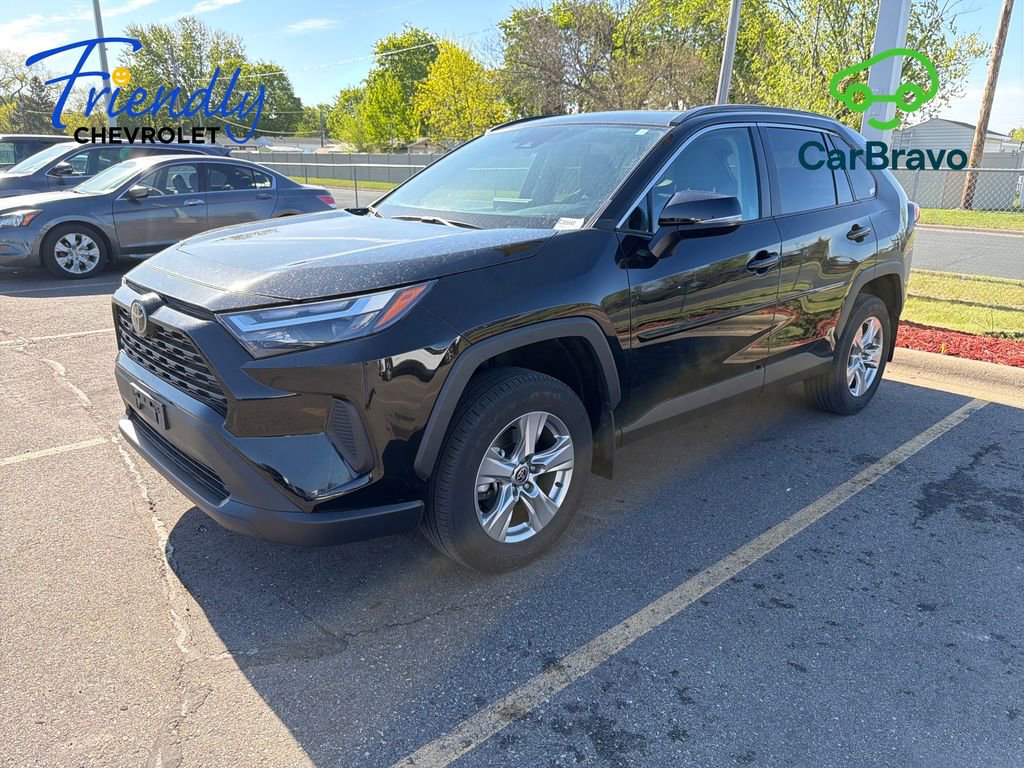 Used 2022 Toyota RAV4 XLE w/ Convenience Package AWD/4WD video 1