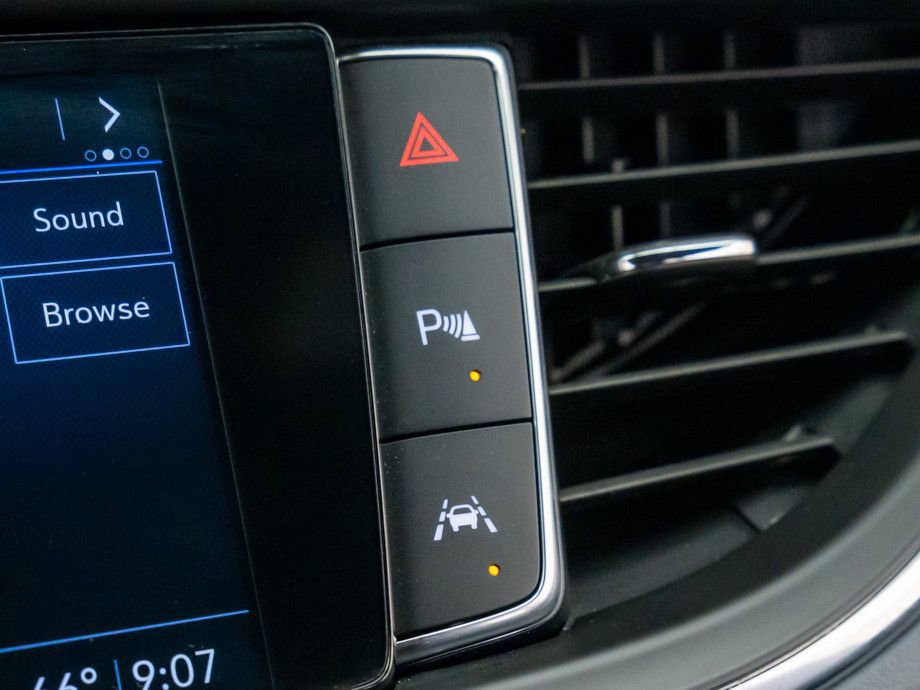 Used 2023 Buick Enclave Essence w/ Experience Buick Package image 28