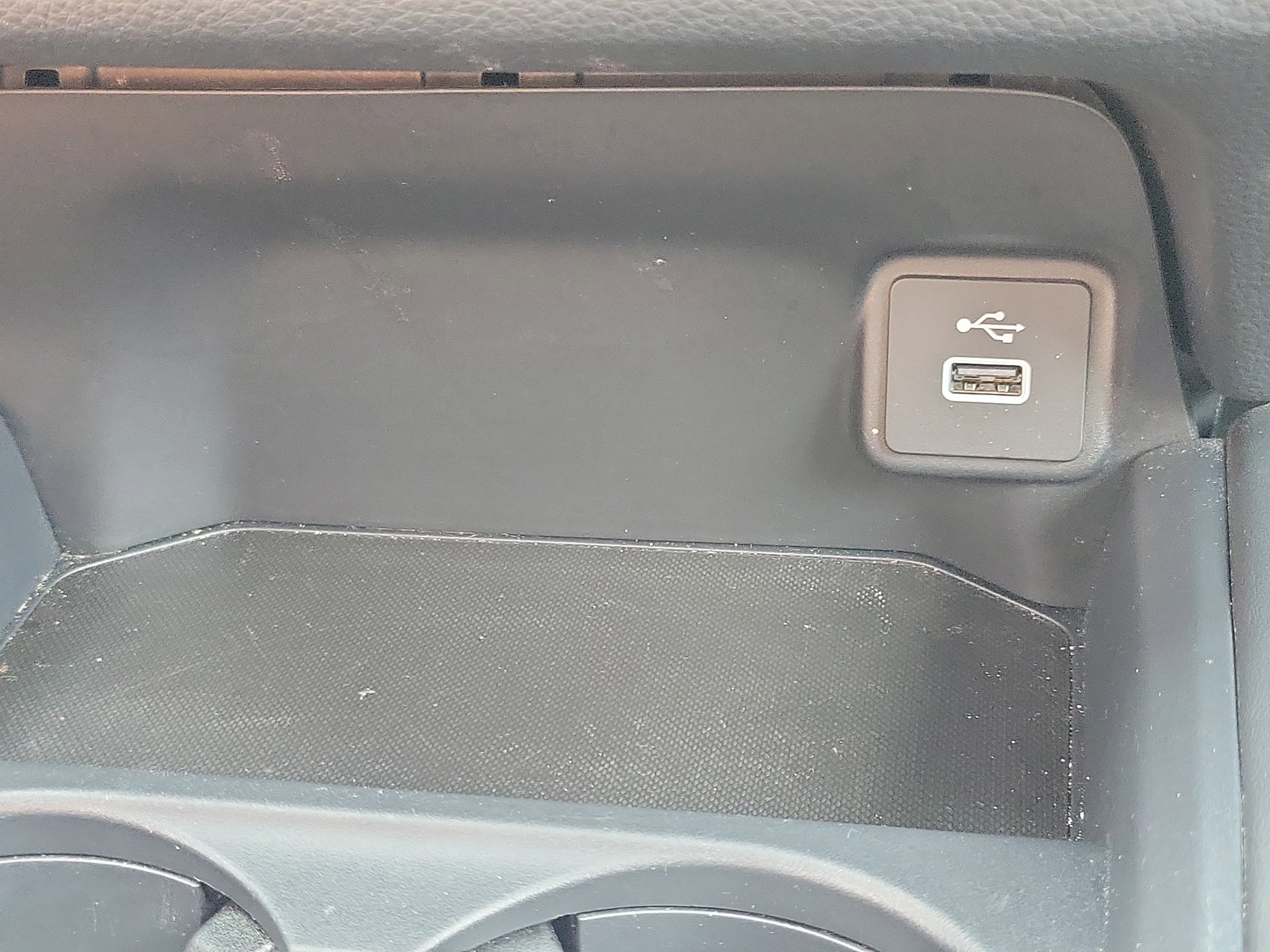 Used 2025 Honda HR-V Sport image 27