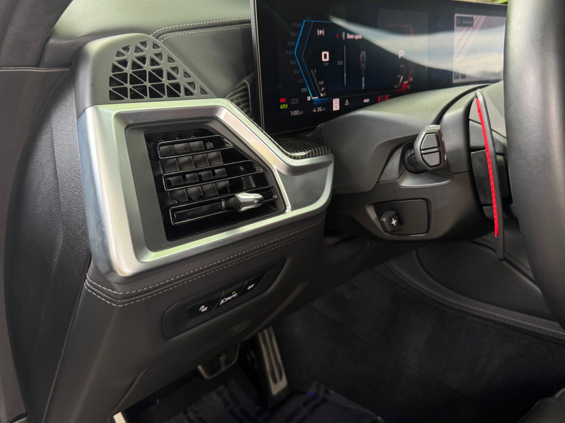 Used 2024 BMW X6 M Competition w/ Executive Package image 20