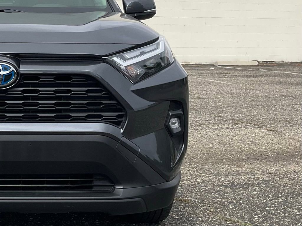 Used 2024 Toyota RAV4 XLE Premium image 27