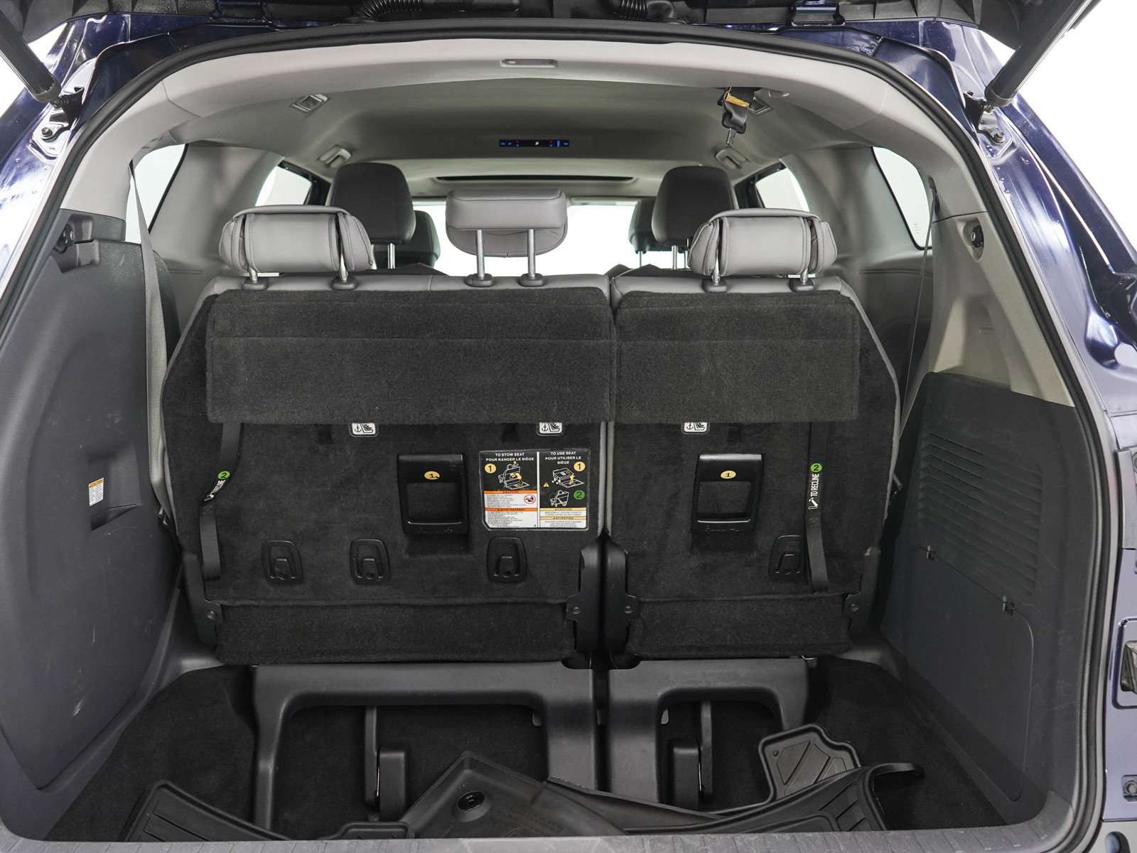 Used 2021 Toyota Sienna XLE w/ XLE Plus Package AWD/4WD image 10