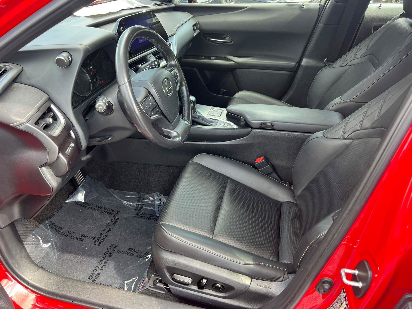 Certified 2024 Lexus UX 250h F Sport FWD image 9