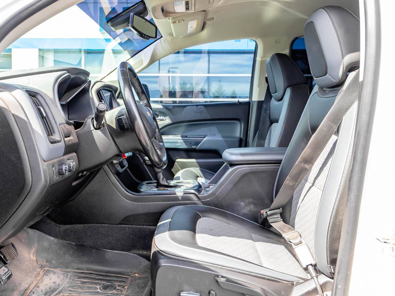 Used 2019 Chevrolet Colorado Z71 AWD/4WD image 7