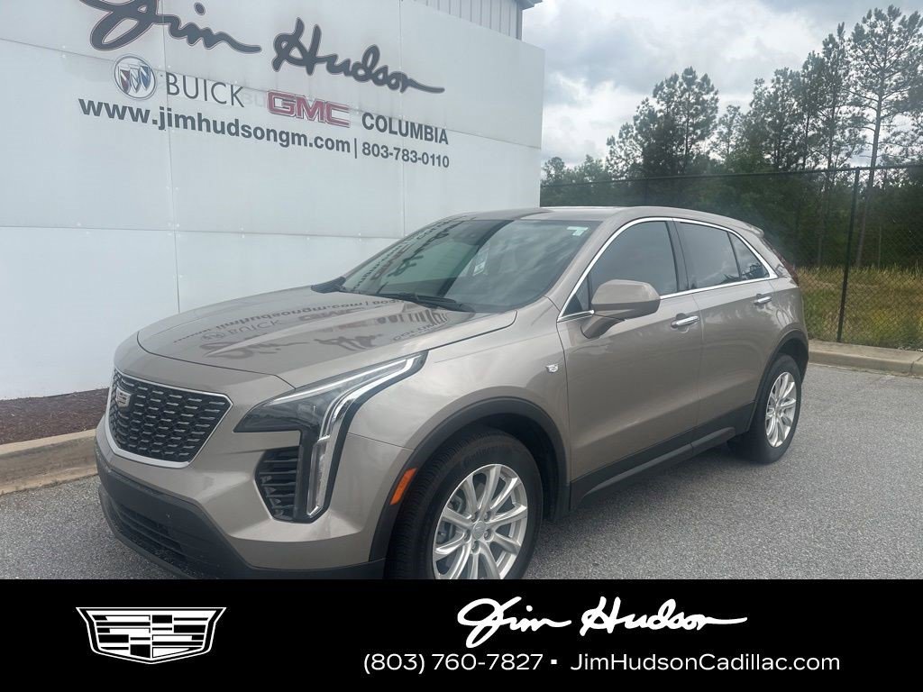 Certified 2023 Cadillac XT4 Luxury w/ Driver Awareness Package FWD image 1