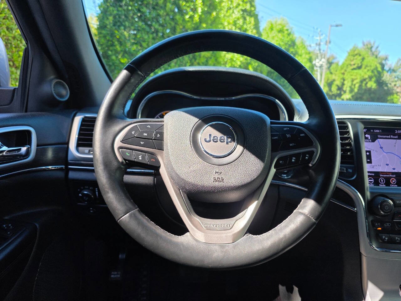 Used 2018 Jeep Grand Cherokee Limited image 20