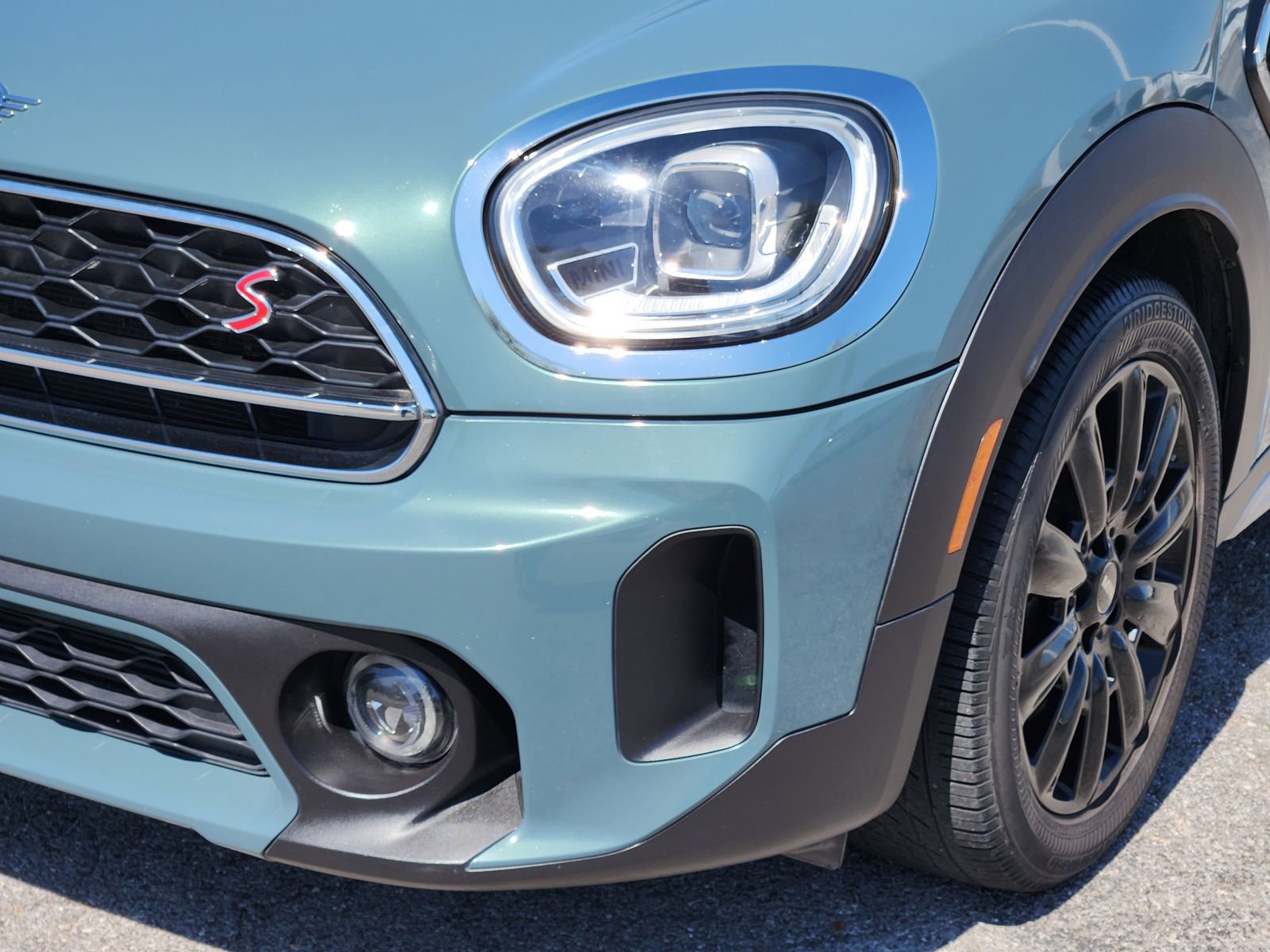 Used 2022 MINI Cooper Countryman S w/ Signature Upholstery Package image 11