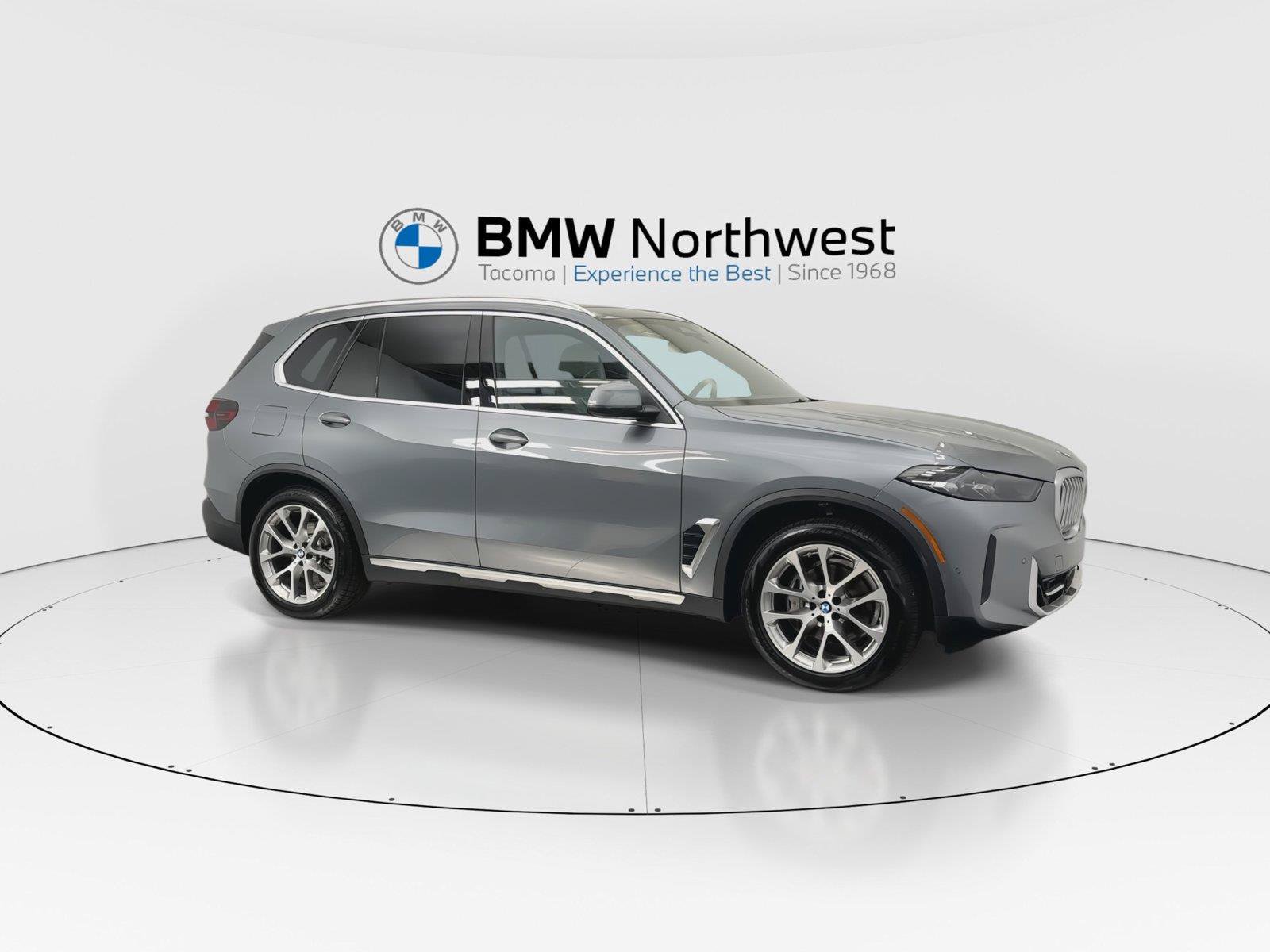 Used 2024 BMW X5 xDrive40i AWD/4WD image 6